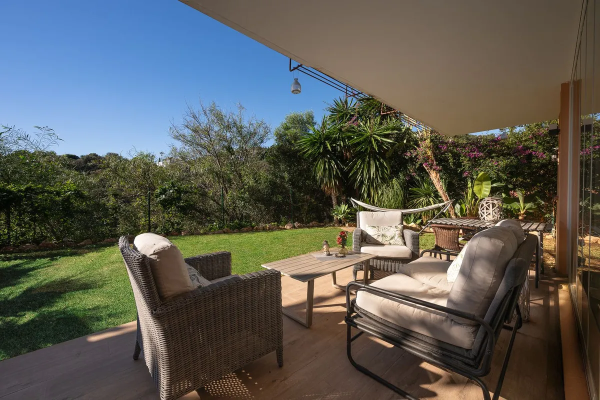 924a279a-67a7-417c-b5c2-b957c57e837b