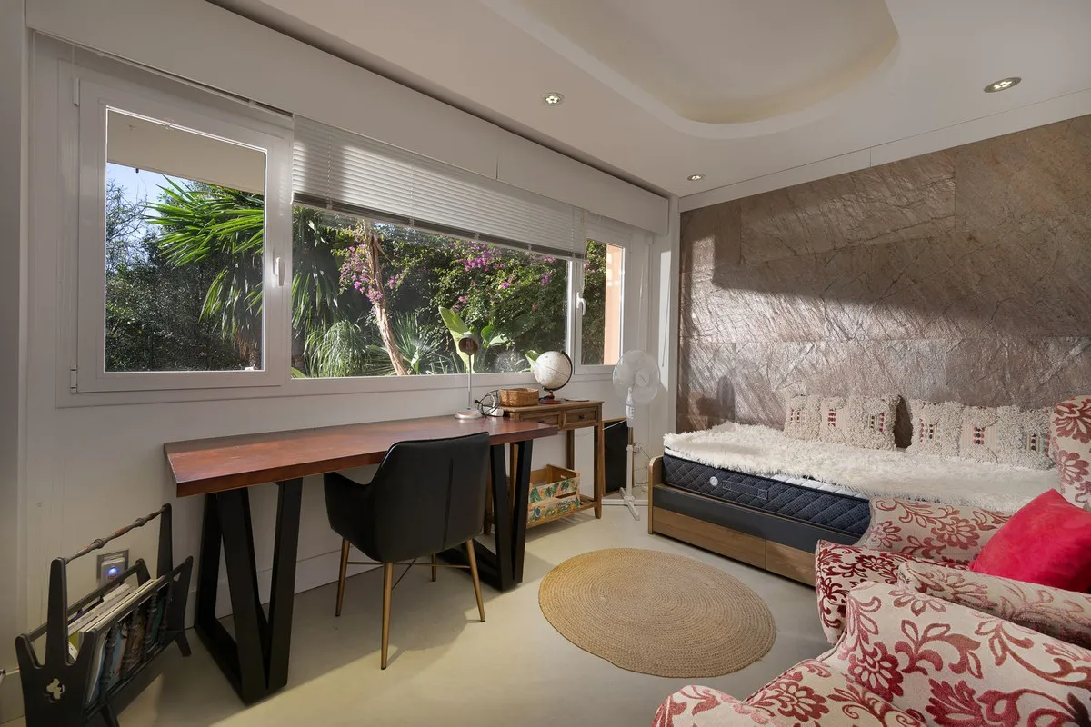 a6e6b1be-3ce1-493a-81d1-d78a836d161c