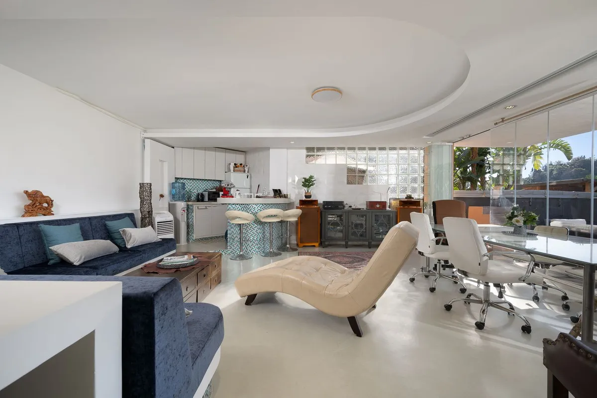 ba461503-c5a4-48c1-b259-a783e599963e