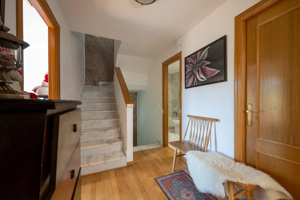 d3fc7c9e-574e-42f5-8537-f71aa3bba39b