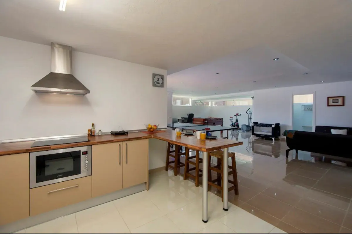 0695b21b-dd9f-41f8-9403-3b31269f9c91