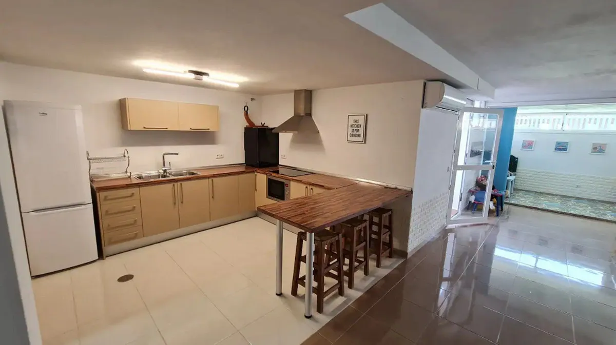 1bcc8e6d-c4d7-4ff9-8bfd-965f6951a576