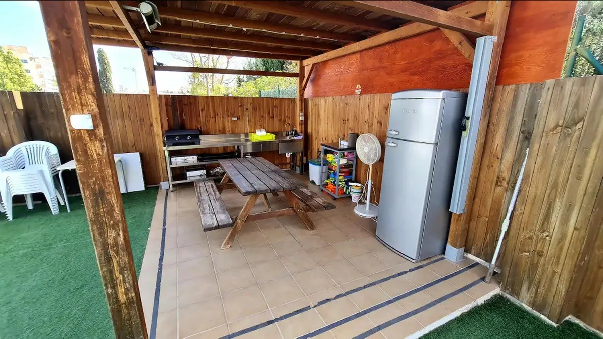 b8af427d-08ed-4e62-913f-a3dc24c8a42f