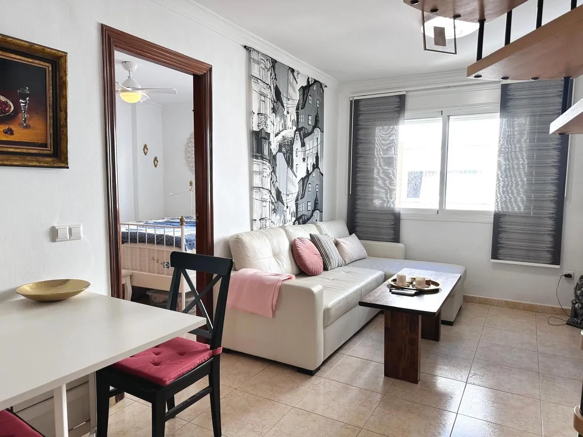 2d3f4852-1233-4c40-8dcd-fe12a02829a3