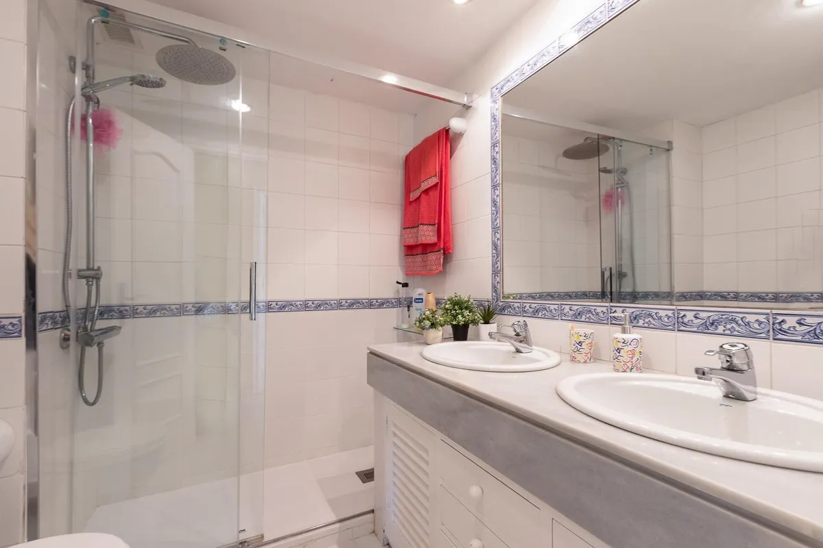 a22a330b-51e8-43c8-96b6-7576ff8b4a57