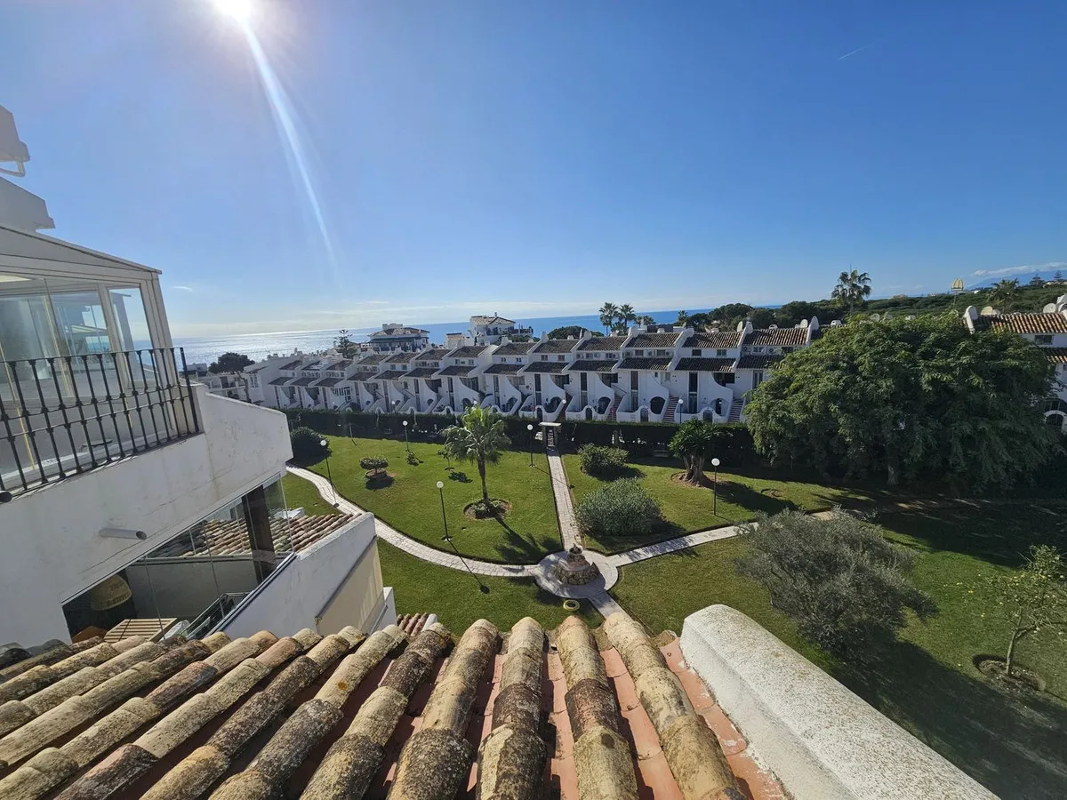 96fe99d6-c751-464b-b8ea-ddb85bc4390a