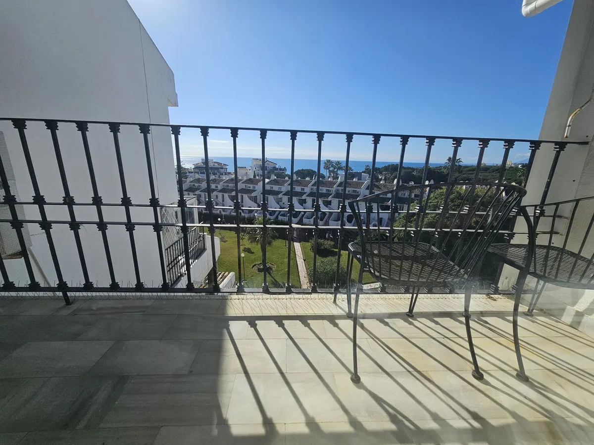 9f5f62e7-4cdb-4fae-886c-e2b1f58d8ac3