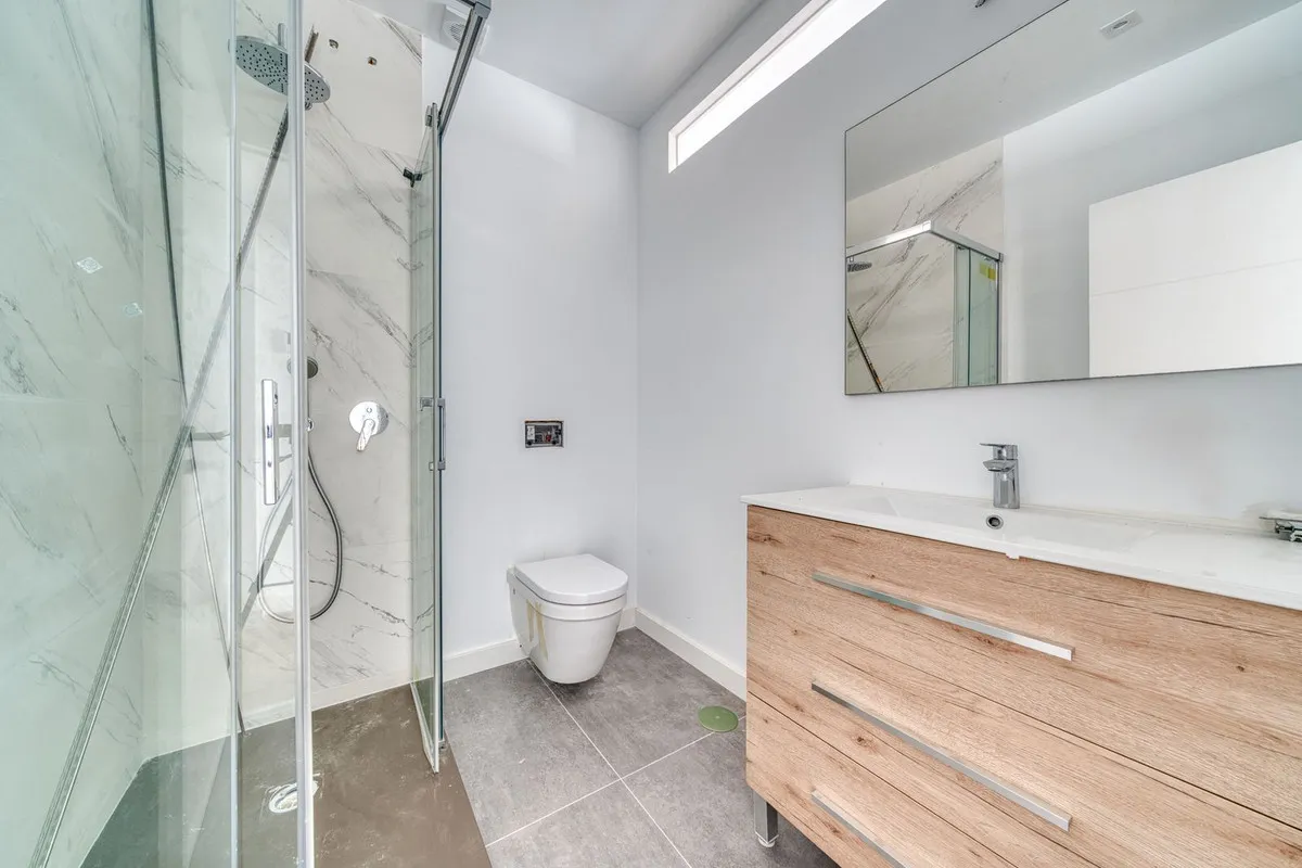 2cf605ac-7f99-4c03-9230-5ff8daa27228