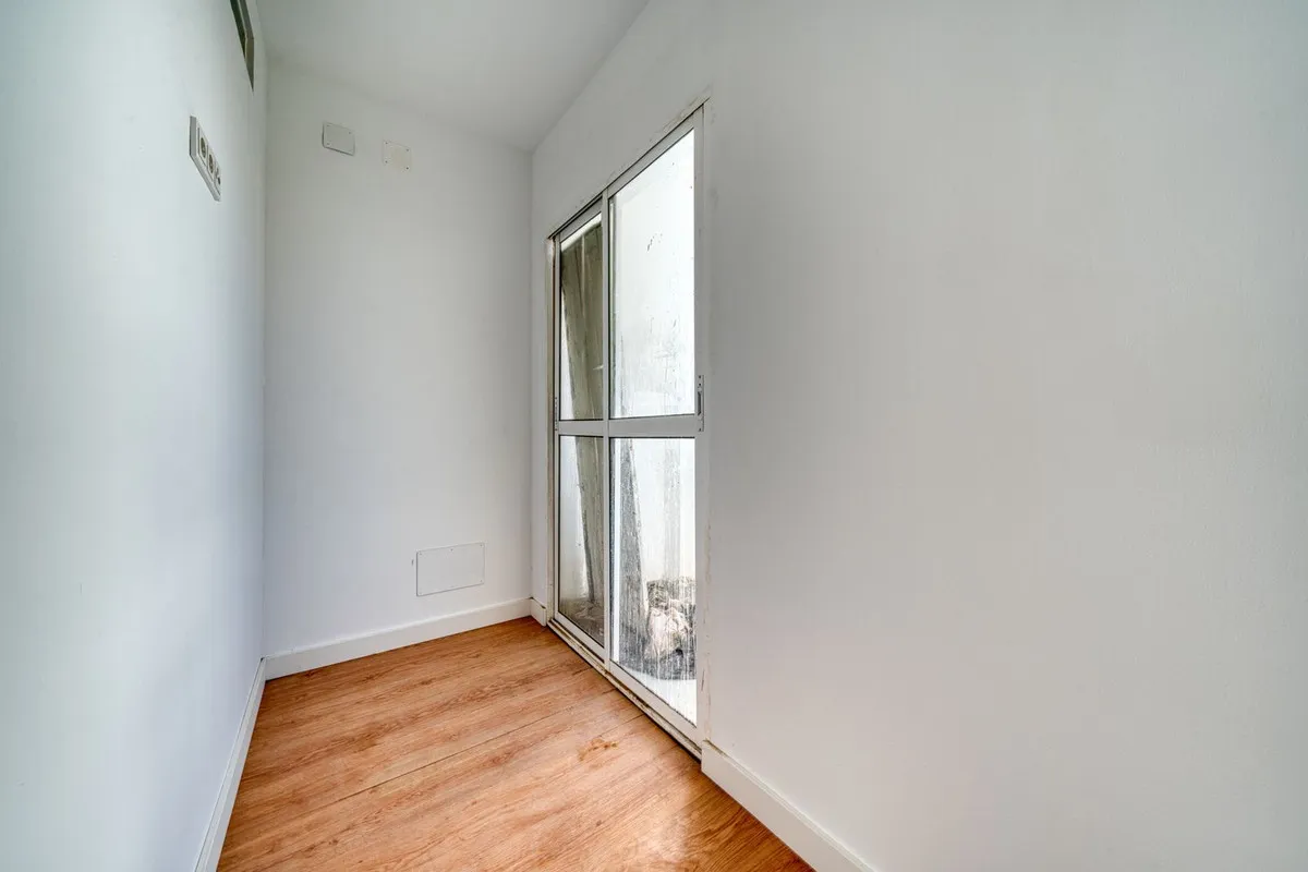 9f897dbf-2e70-4d05-ad64-8d0359638cc4