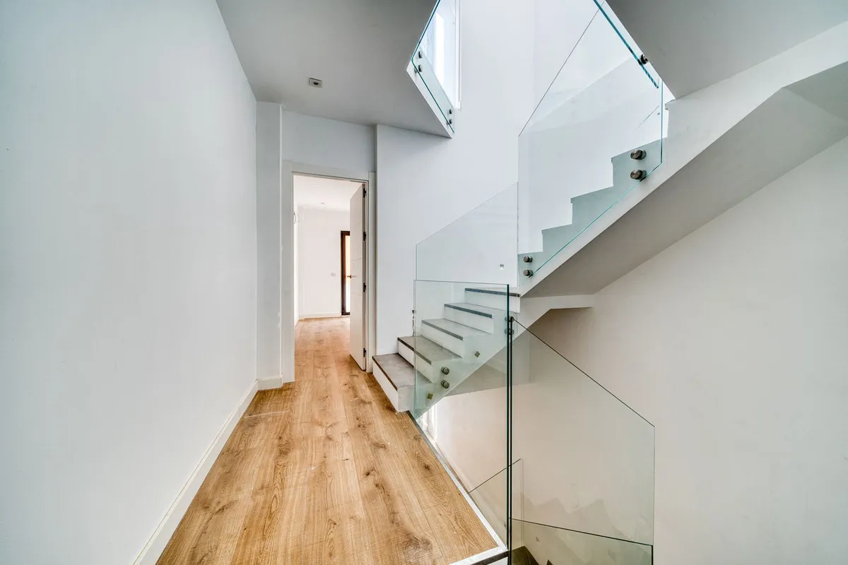 f79121f7-08fb-479d-b078-7035a9044aec