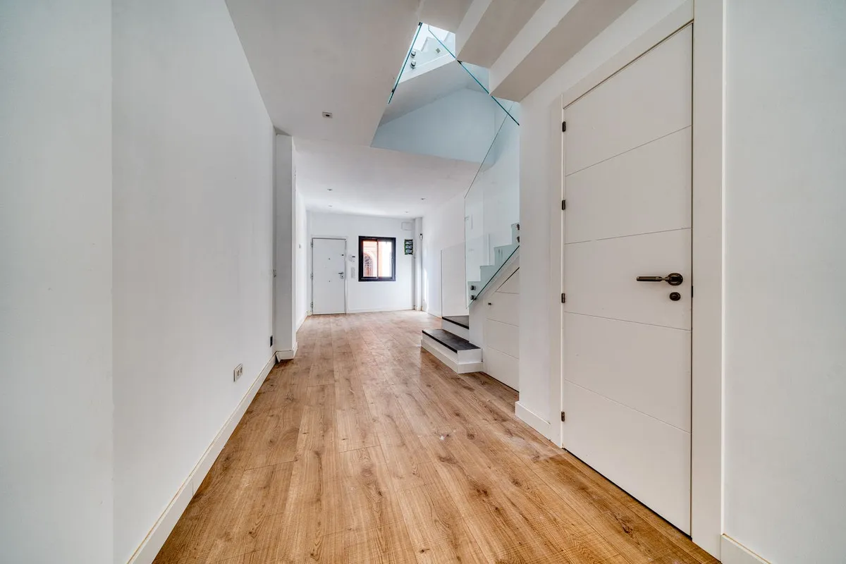 ff9ba593-7a3b-4706-8fe0-f1163effb84f