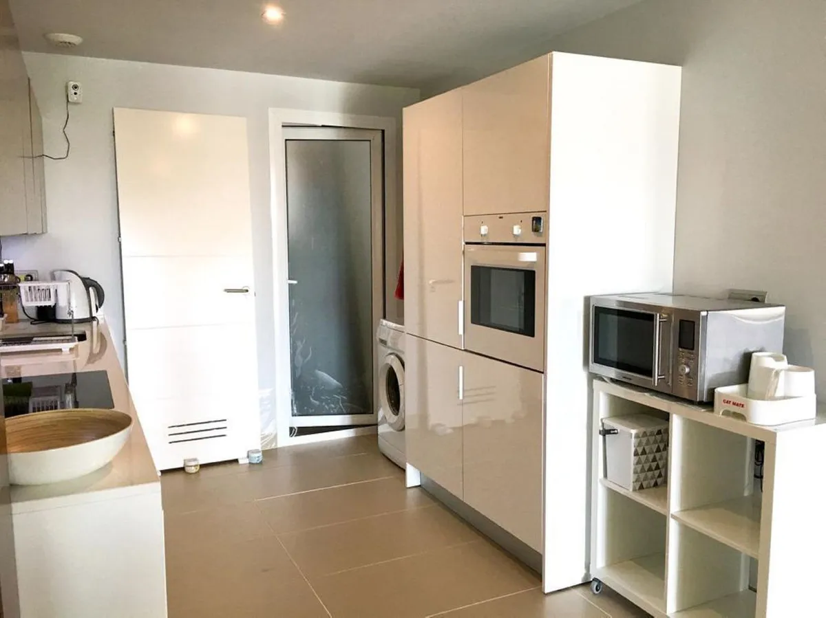 45089285-83dc-4d01-965c-f63ccefe5ff3