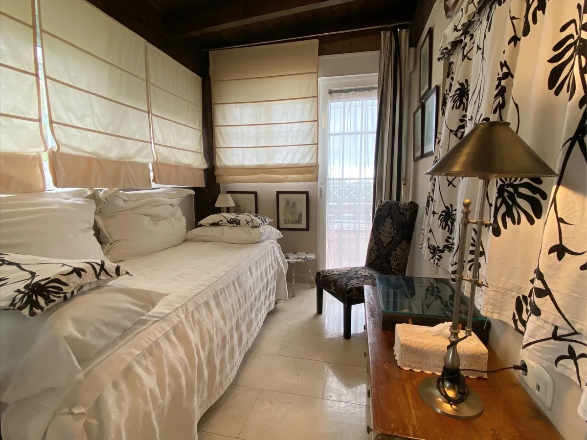 71c4a72b-606d-4dec-9e92-7ca26ab3cc62