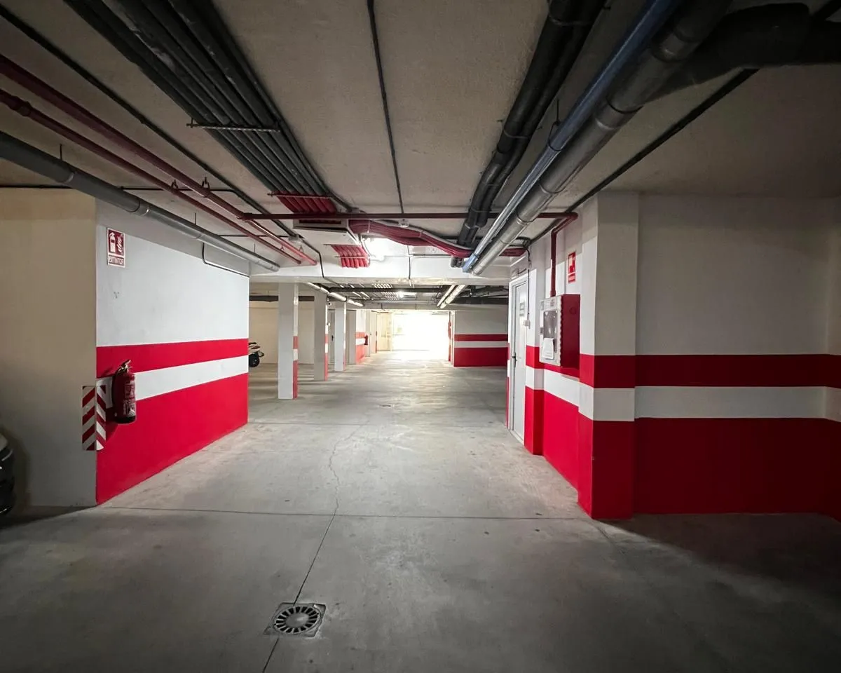 7d4511f4-4a22-41b9-b4da-0591e40973fb