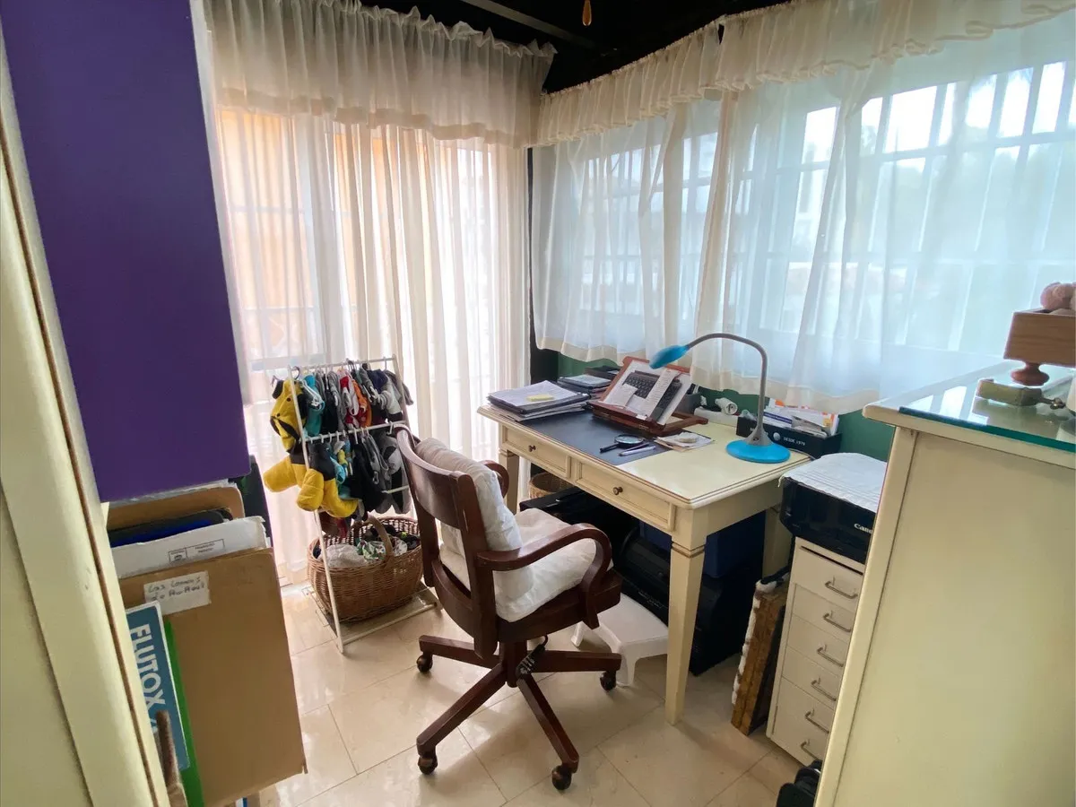 d6112353-f9a4-4708-bcd8-f12e2613eac8