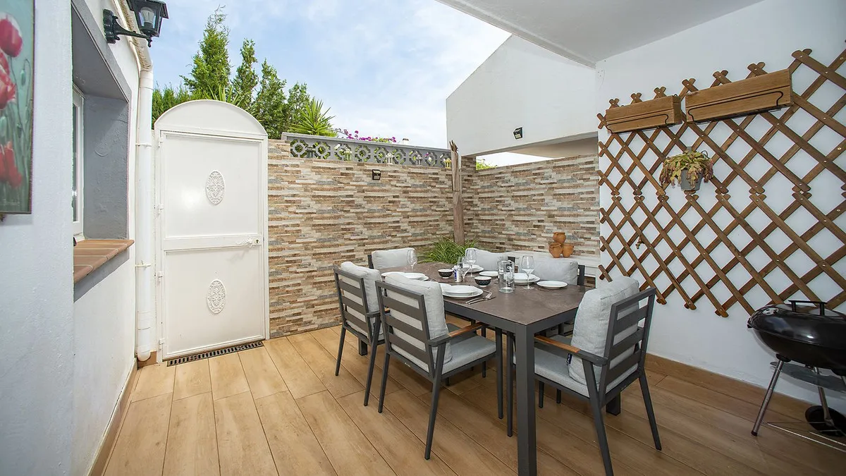 cc180498-a01c-43fb-8428-bba0bca6a816