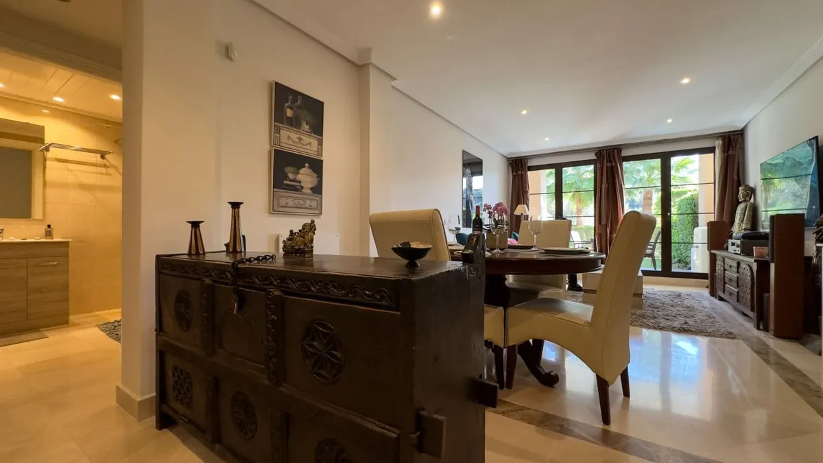 d1a543f2-5b96-4fa2-a38a-afb4124277e3