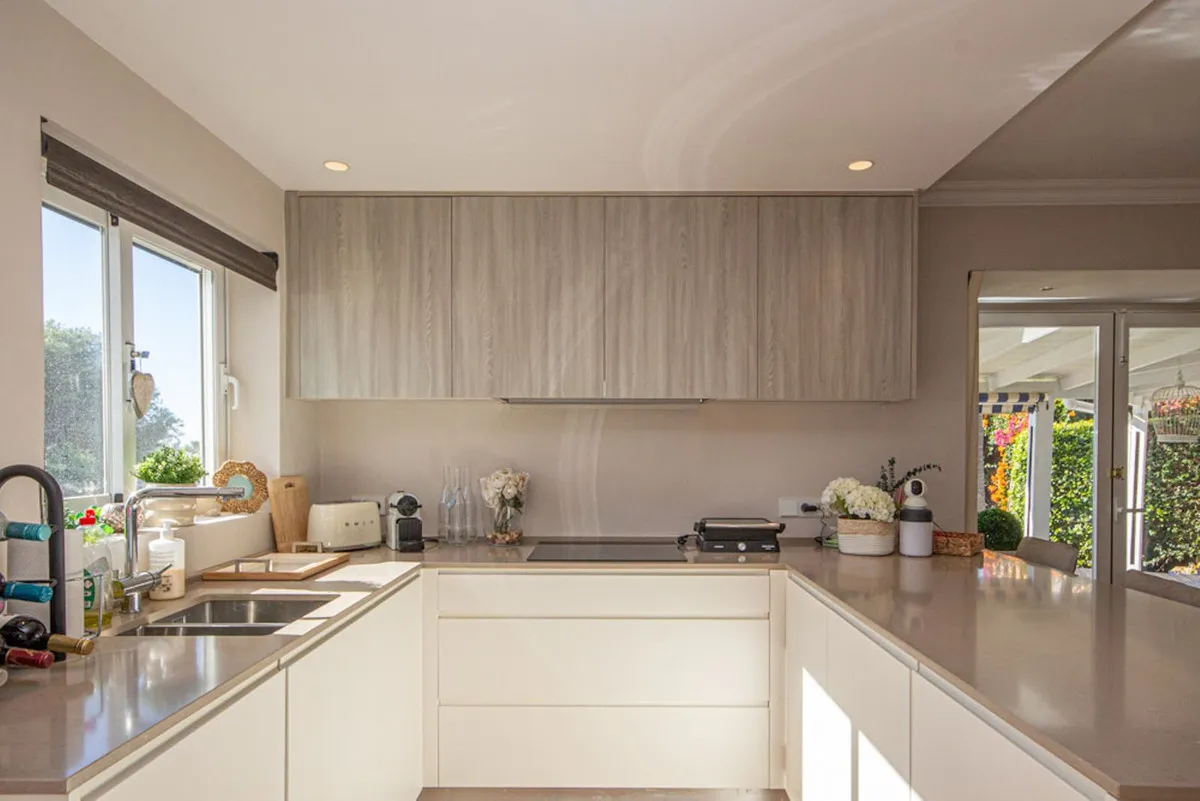 228c08be-2811-4fc4-8cb7-4e6d43df4321