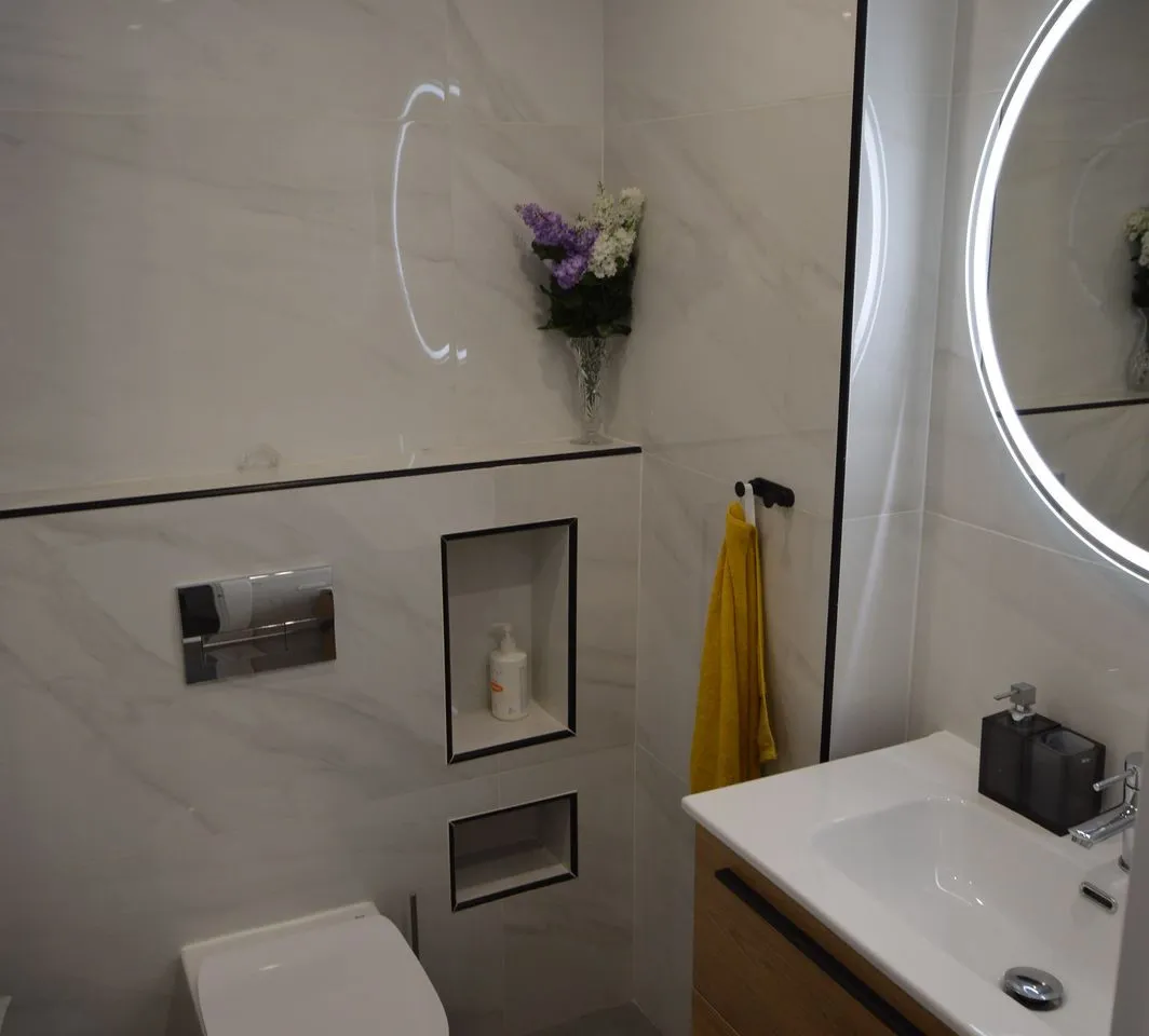 a1b9c139-61ed-4cec-8c6b-4cbdf2fdf387