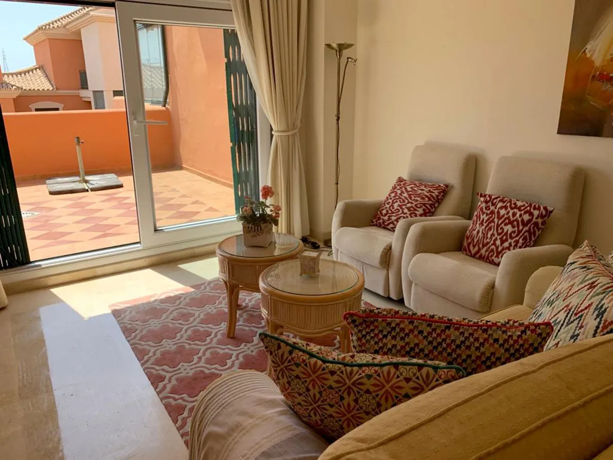 1c0cbce8-4b9a-42e8-ab29-21ff392c856b