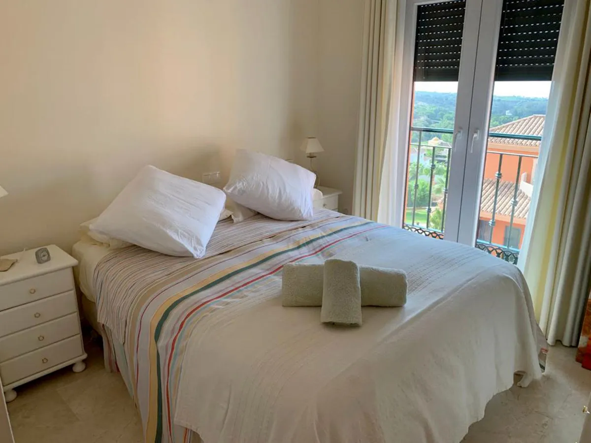 e5af22d8-00dc-460d-a8d0-de2972abd853