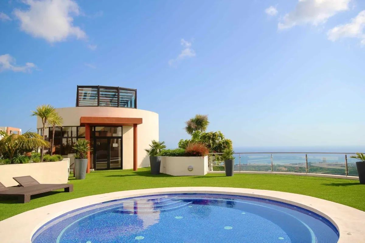 d5cbc36b-399b-403a-856f-63c925332074