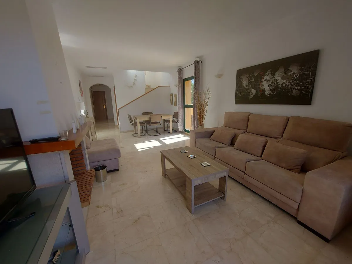 16a19c37-aa29-4cdb-a1fc-26c48d940d64