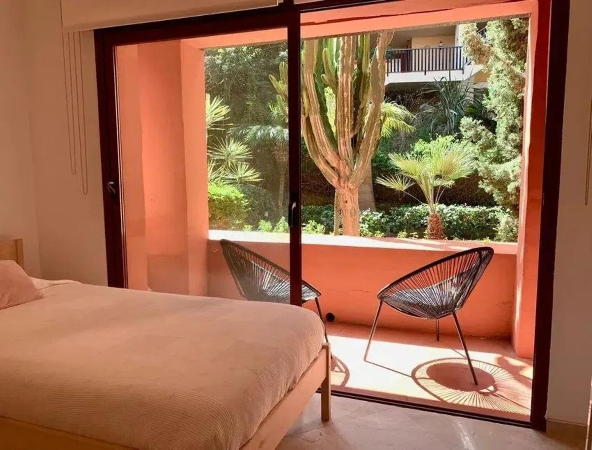 19ca712d-d61d-4996-9546-de4045ca4861