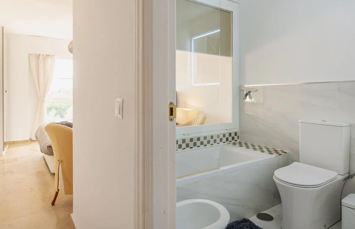 2b2f6fea-e804-470d-818a-9e885df36f91