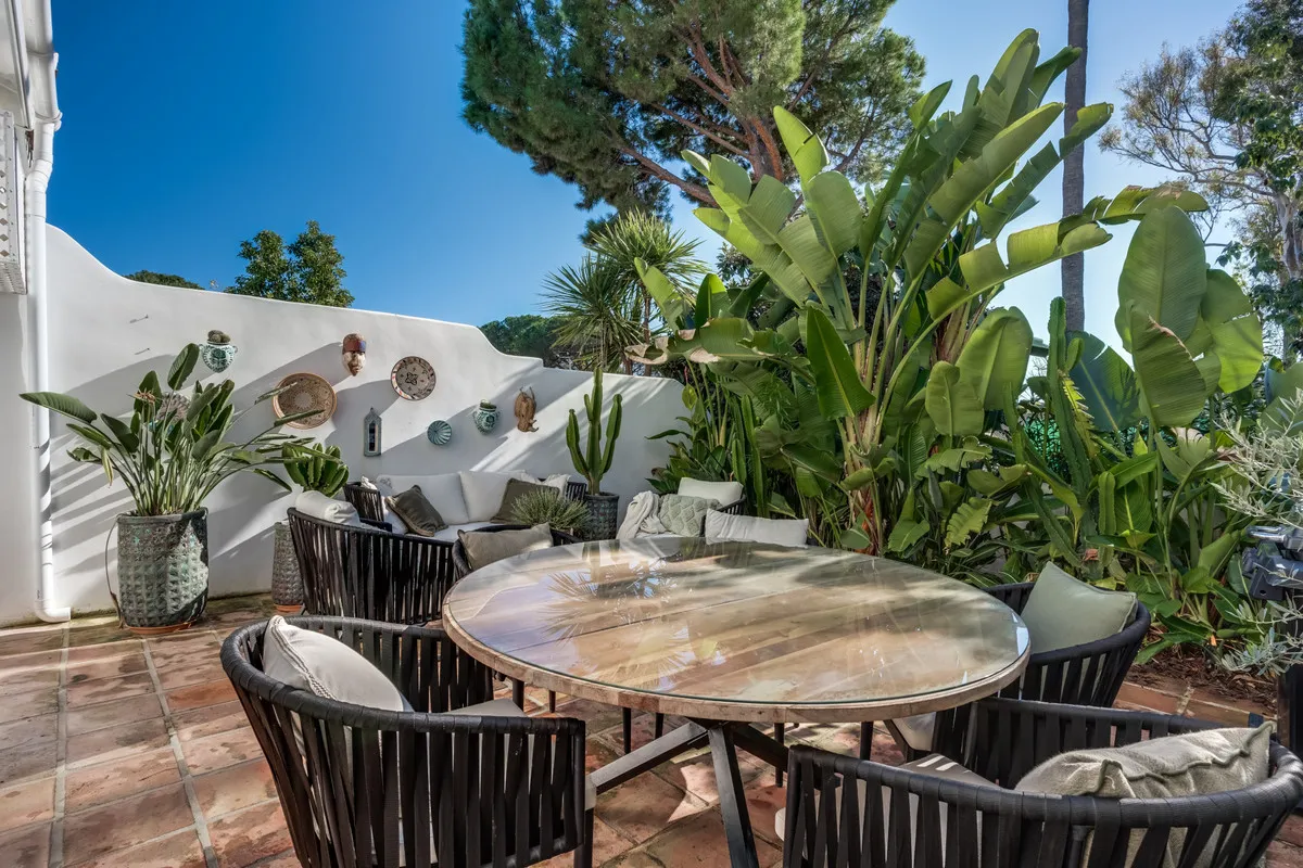 2871c165-7669-4367-8605-a7b7ffda7058