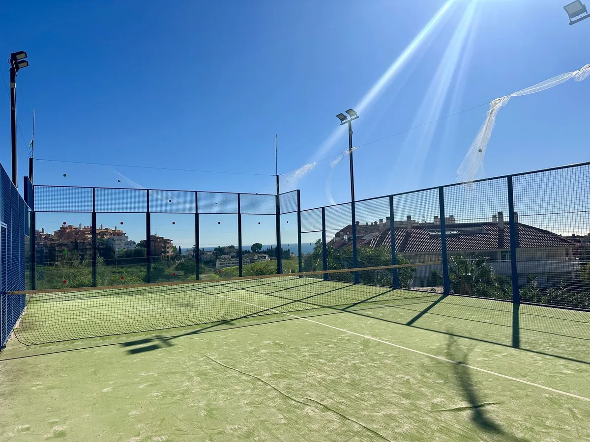 0e9c6045-466f-4fcc-8a51-c8d00e2e1d36