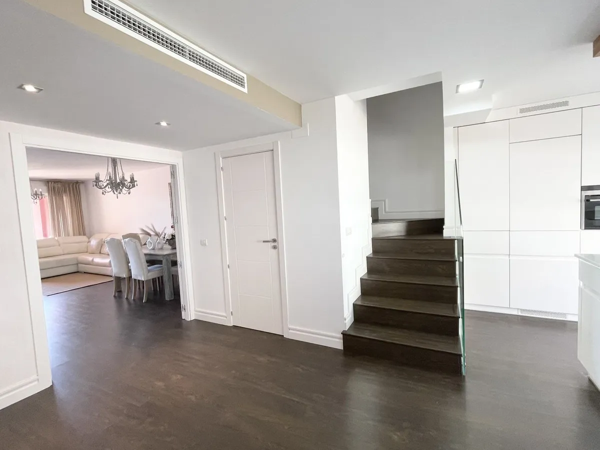 1f154cfb-651b-4b8e-9cad-1e05ada994bc