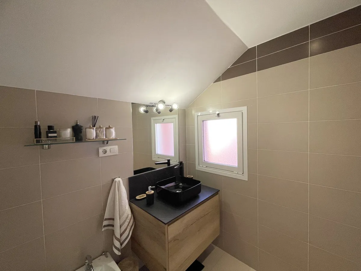 839f8fe2-0a82-4a2b-886c-7741b4fc968c