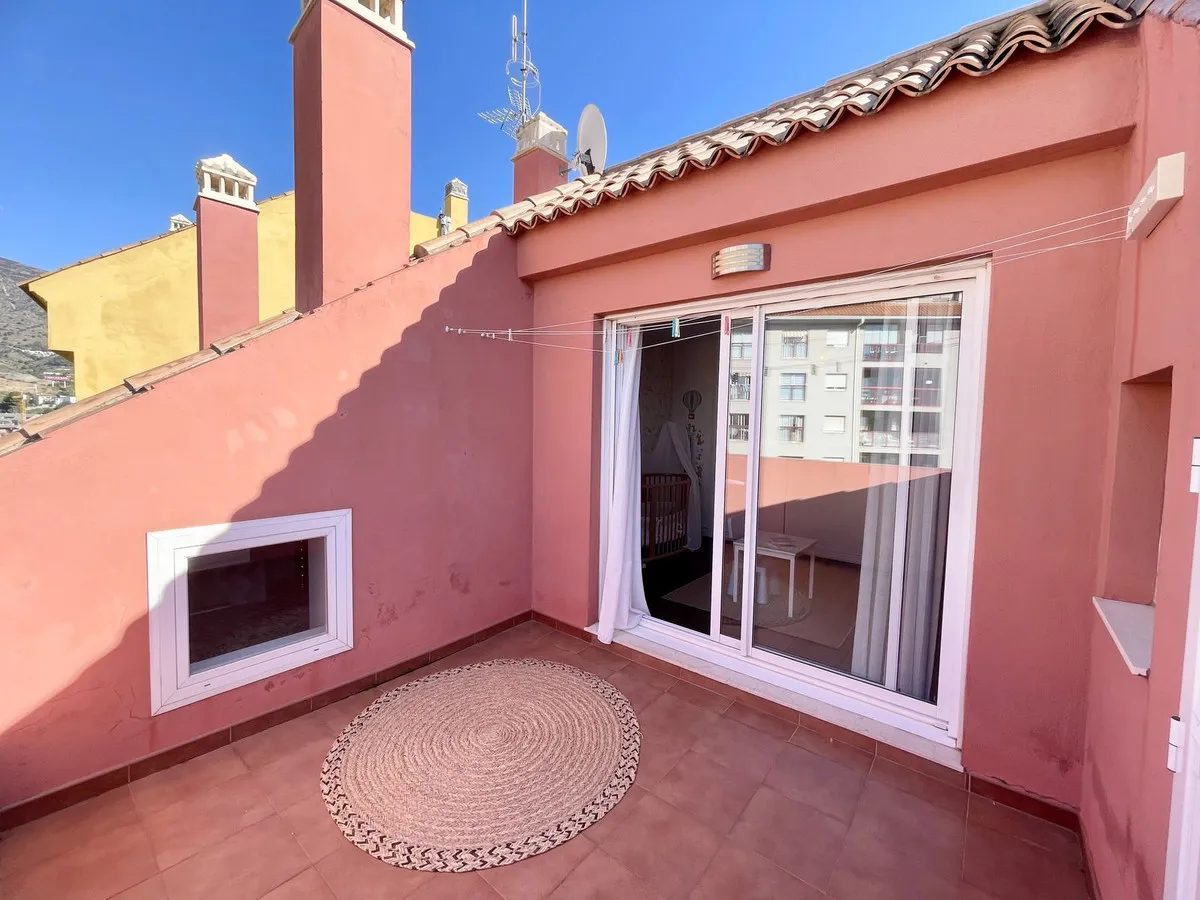 9d54c1b7-59fa-4cb4-b722-8f86e6d1c626