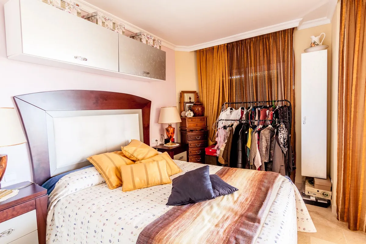 efd8da93-d1c7-4096-9f46-85c73d7690ab