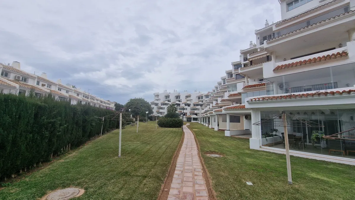 3c78fca7-a3f8-4082-893b-a8b5bd12fcb6