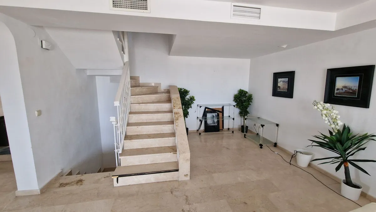 4d437856-09b8-4324-8675-2fe9d002a0f4