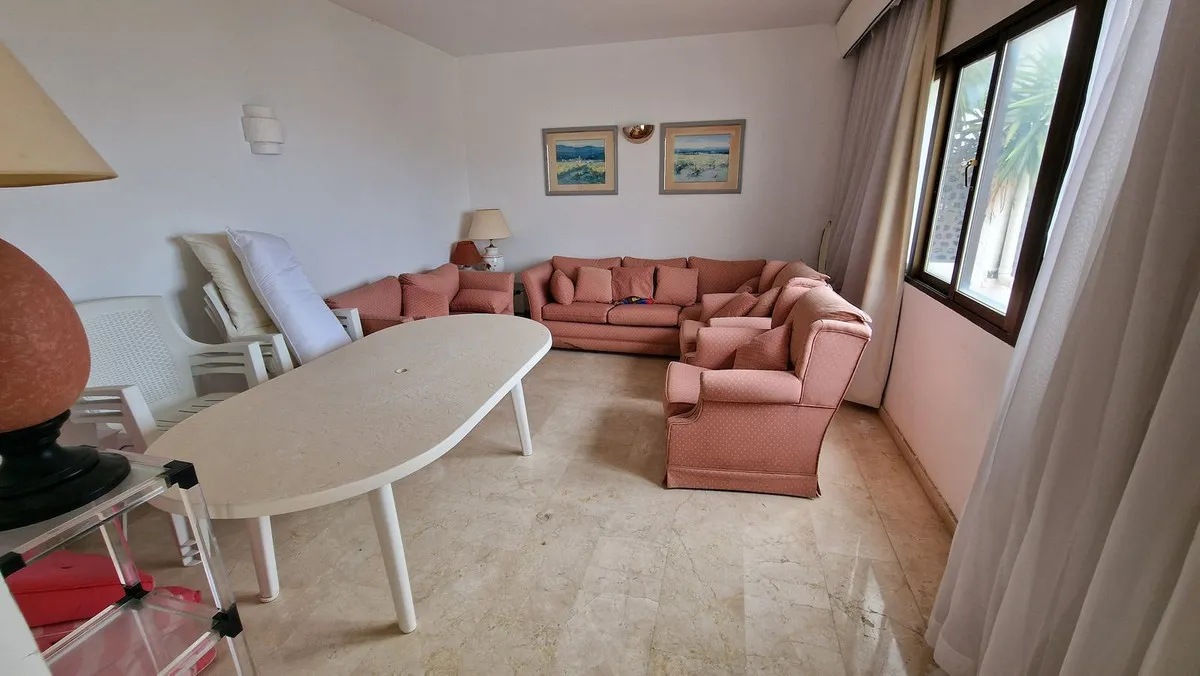 c330c0be-420c-4370-8179-89e4a950136b