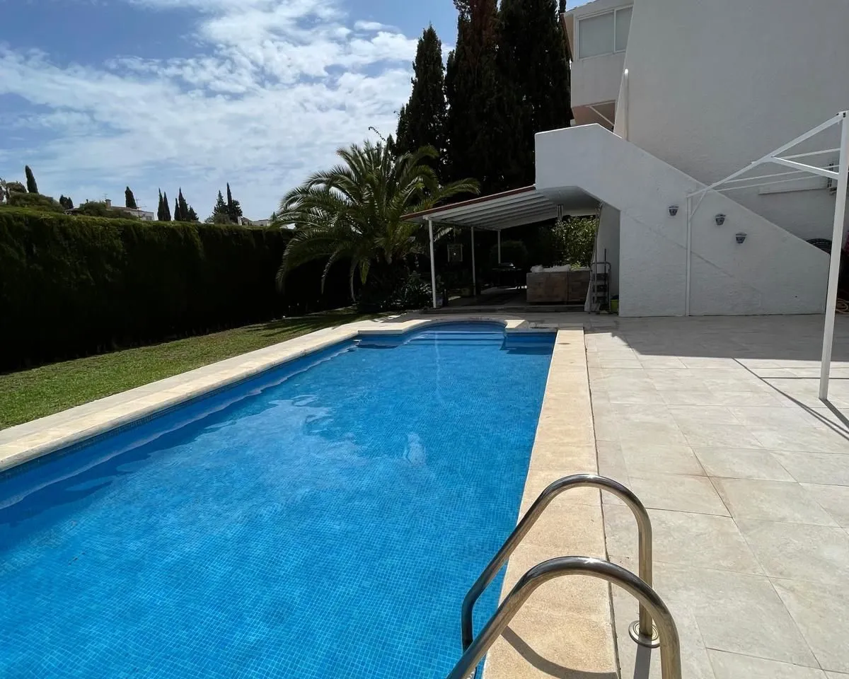 9a9a75cd-d9f0-495d-805f-83d12f1031b9