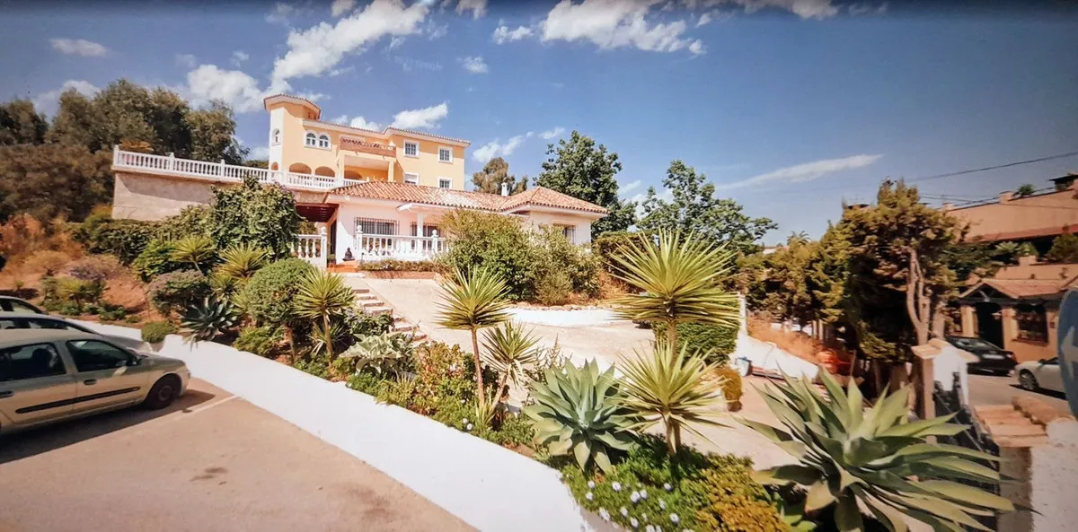 a11035f8-af40-4d89-a470-9b5f48bdd77a