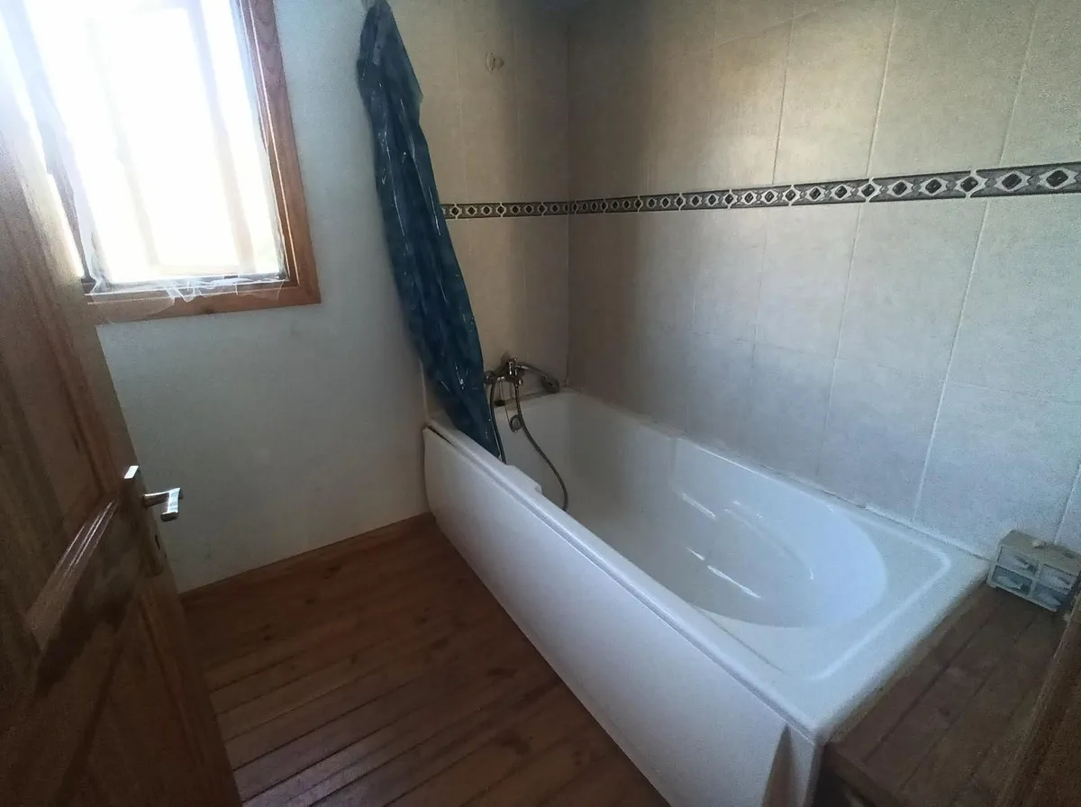 021bf5f8-9d16-416f-b4d7-cd1dc392b689