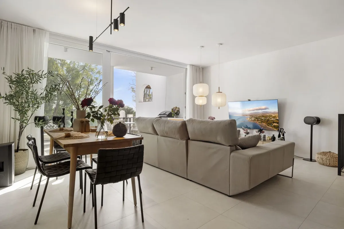 18a335b0-aae3-426f-9b7e-a34ed53ba1f4