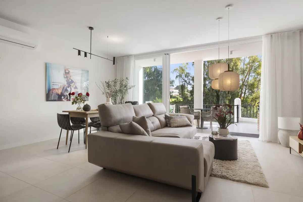 2a8407f9-cd2c-4704-9b19-31ac98170a23