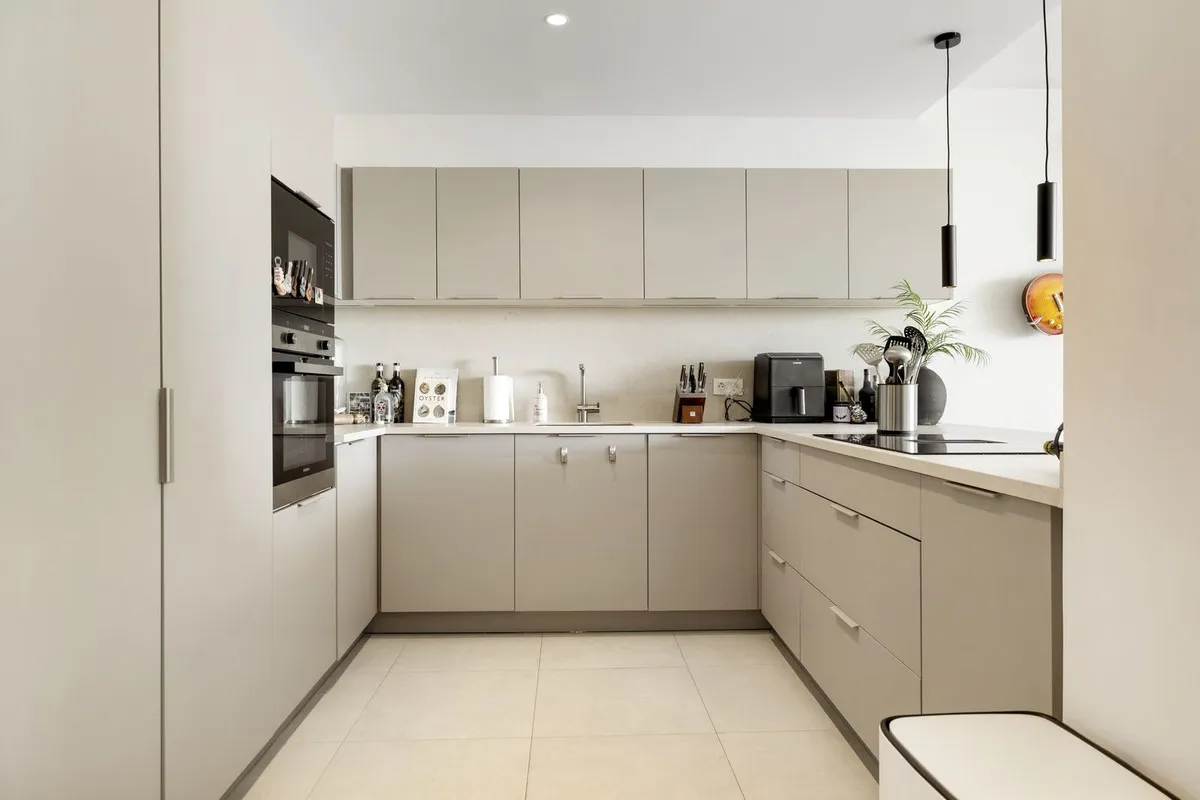 31e9283c-f3f8-4454-841b-0f757e5a665b