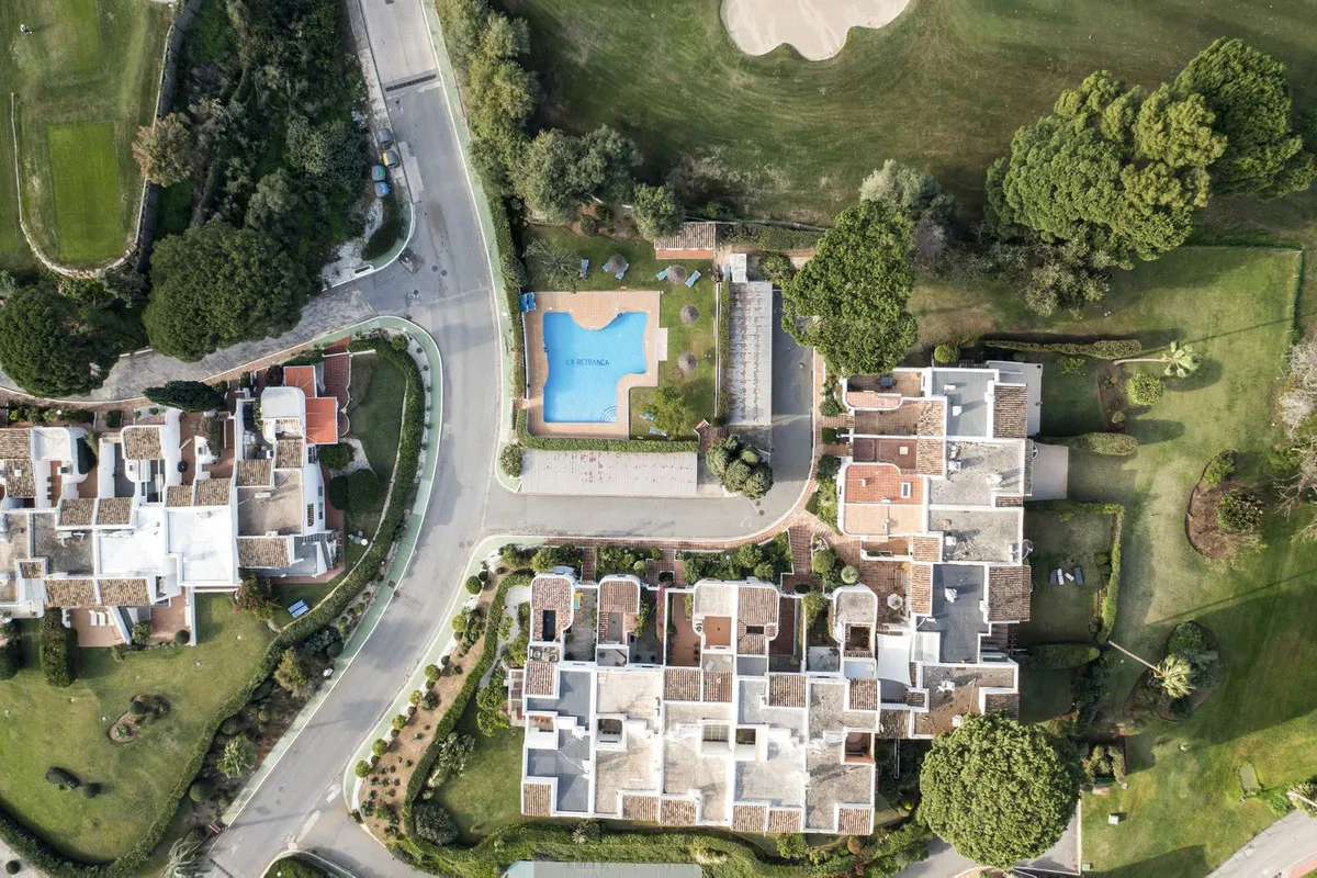 4c39ead9-b084-4073-846b-9df7ccb9b82f