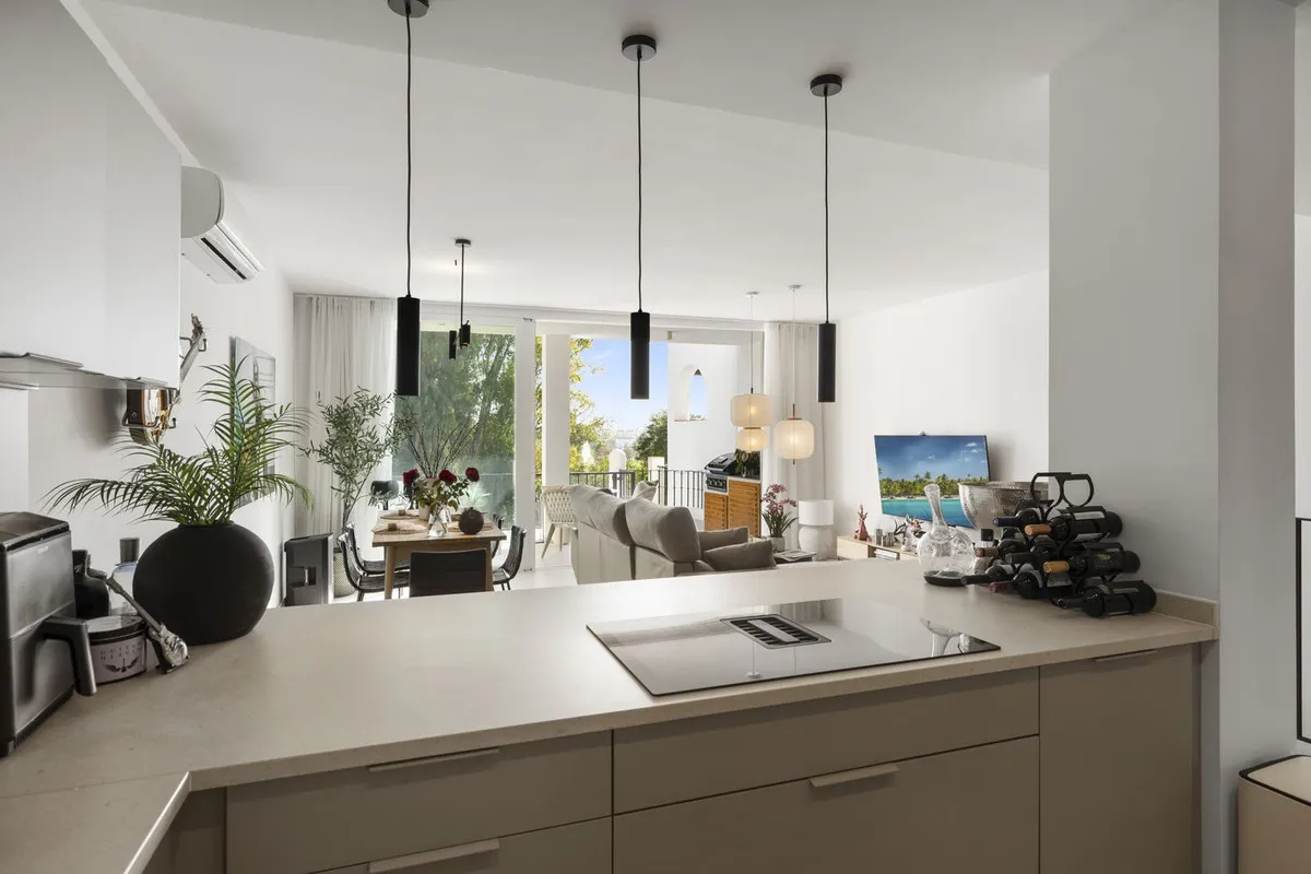 4d83a558-9163-49e7-b41c-8dcffa825531