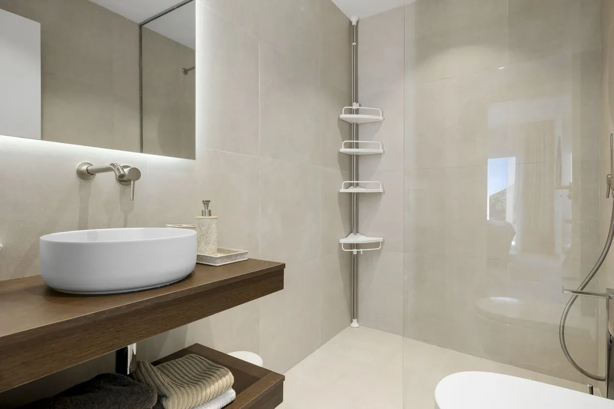 ca70a436-9c7a-47e7-8cd1-80391e9b84cc