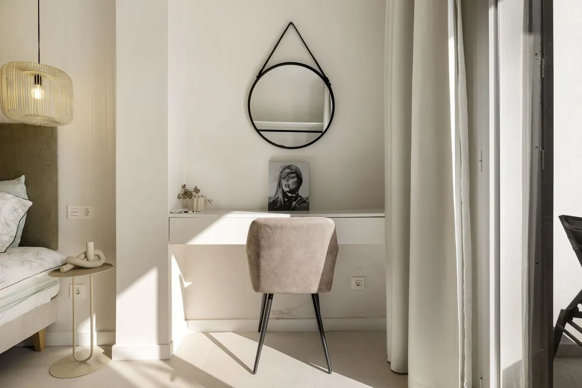 d579eead-d84b-46ee-b153-f6c2c3b5db60