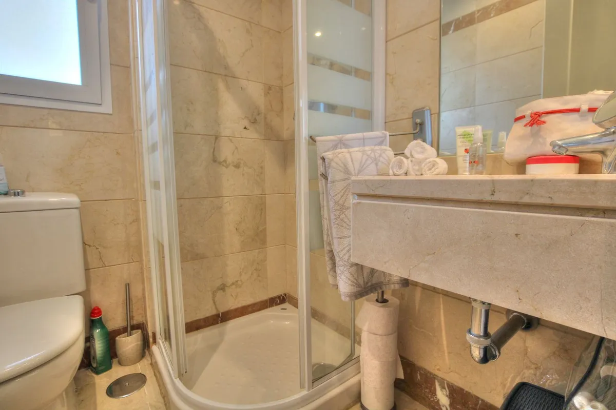 32785765-e8a2-4711-a953-586d9976454c