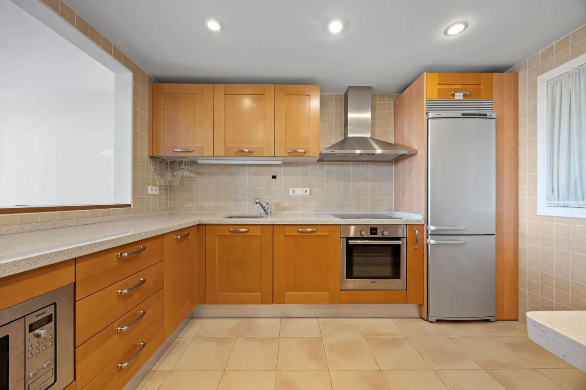 3e281d74-2795-4582-9cc5-ca3245b96a54